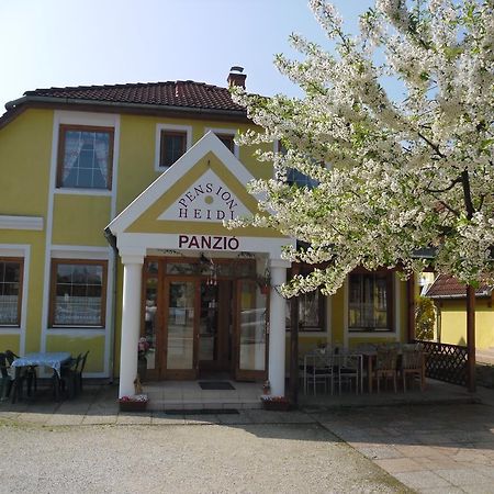 Pension Heidi Lenti Exterior photo