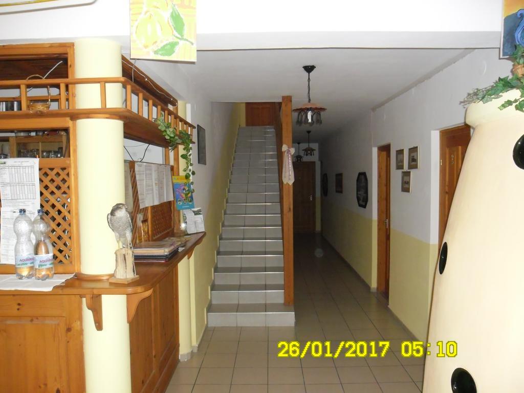 Pension Heidi Lenti Exterior photo